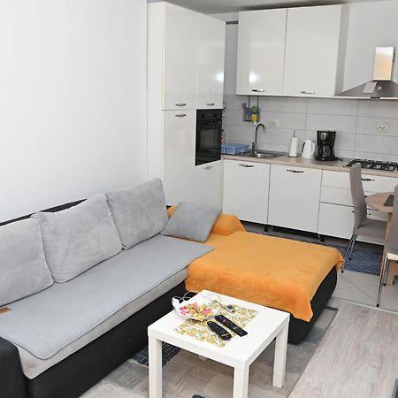 Apartment Oscar Mokosica Bagian luar foto